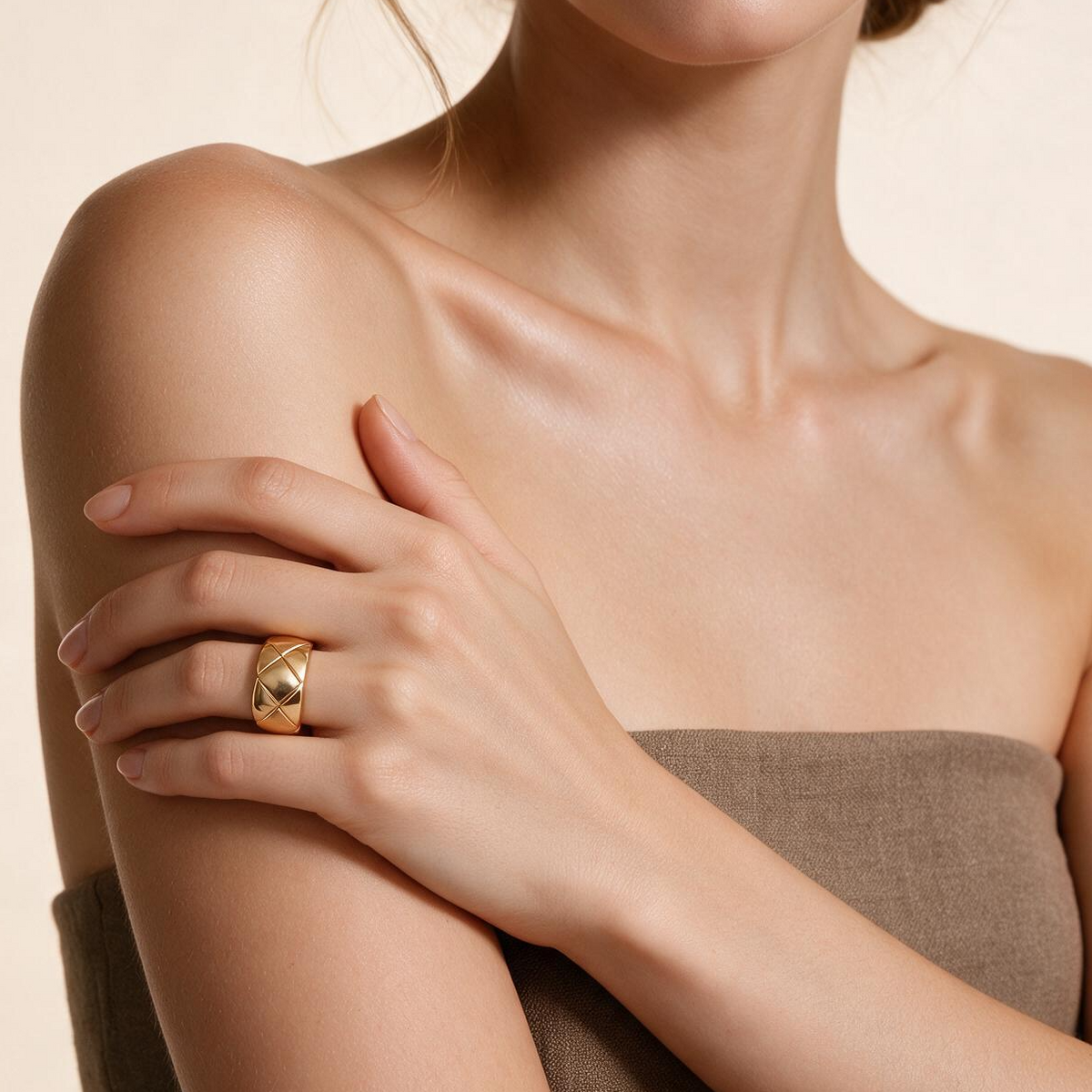 C Crush Large Model Ring