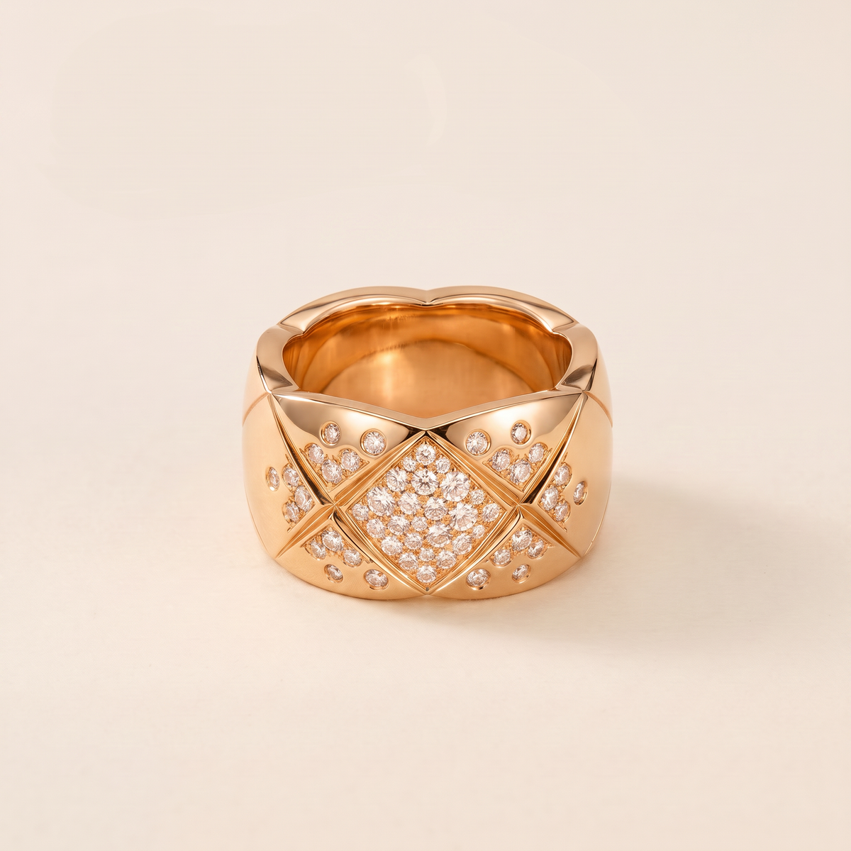 C Crush Pavé Large Model Ring