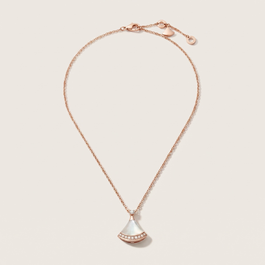 Divas' Dream White Fan Pavé Diamonds Drop Necklace