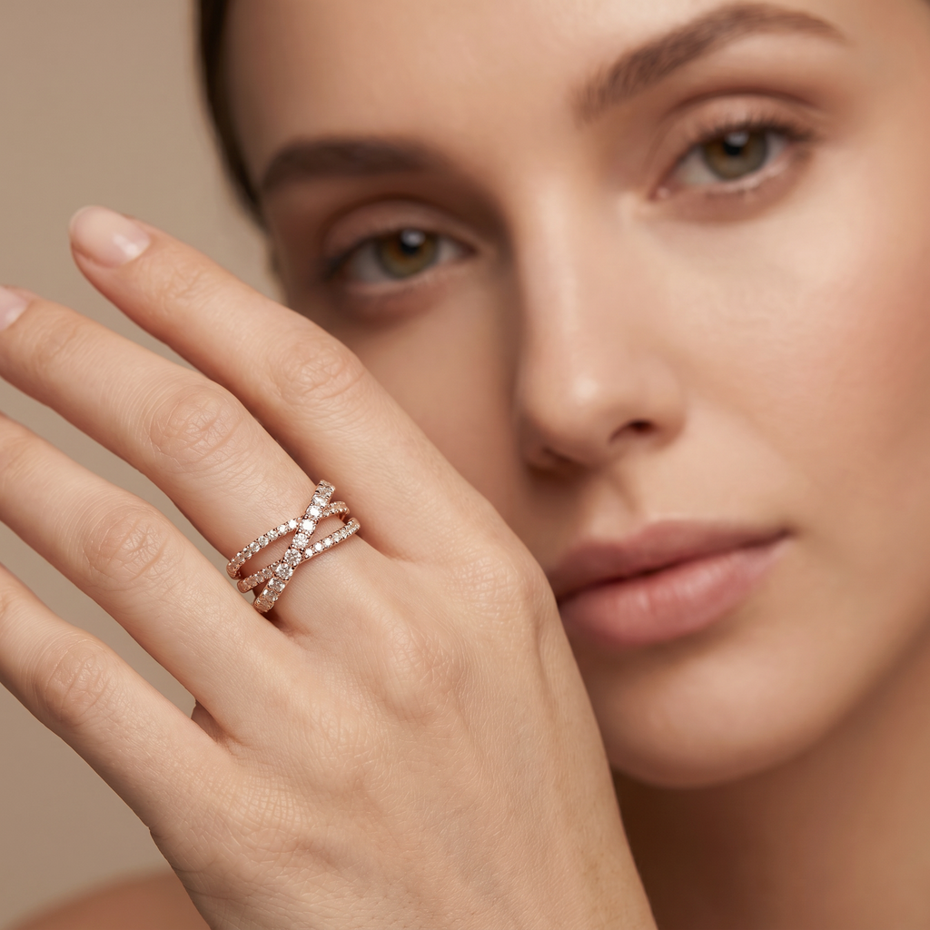Etincelle Crossover Pavé Diamond Ring