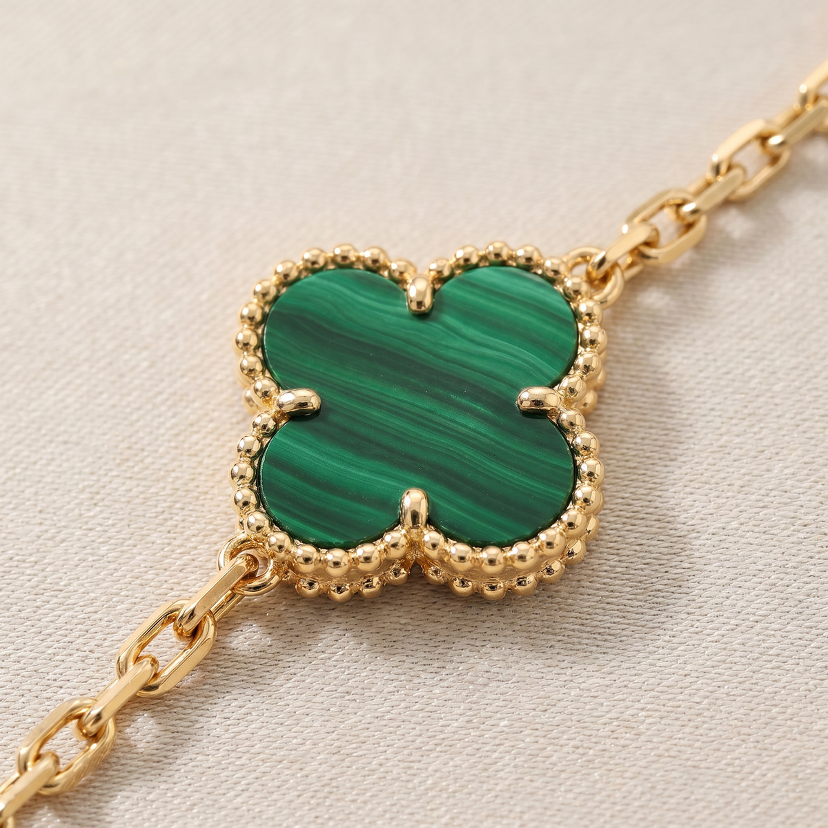 Vintage Alhambra Malachite 10 Motifs Necklace
