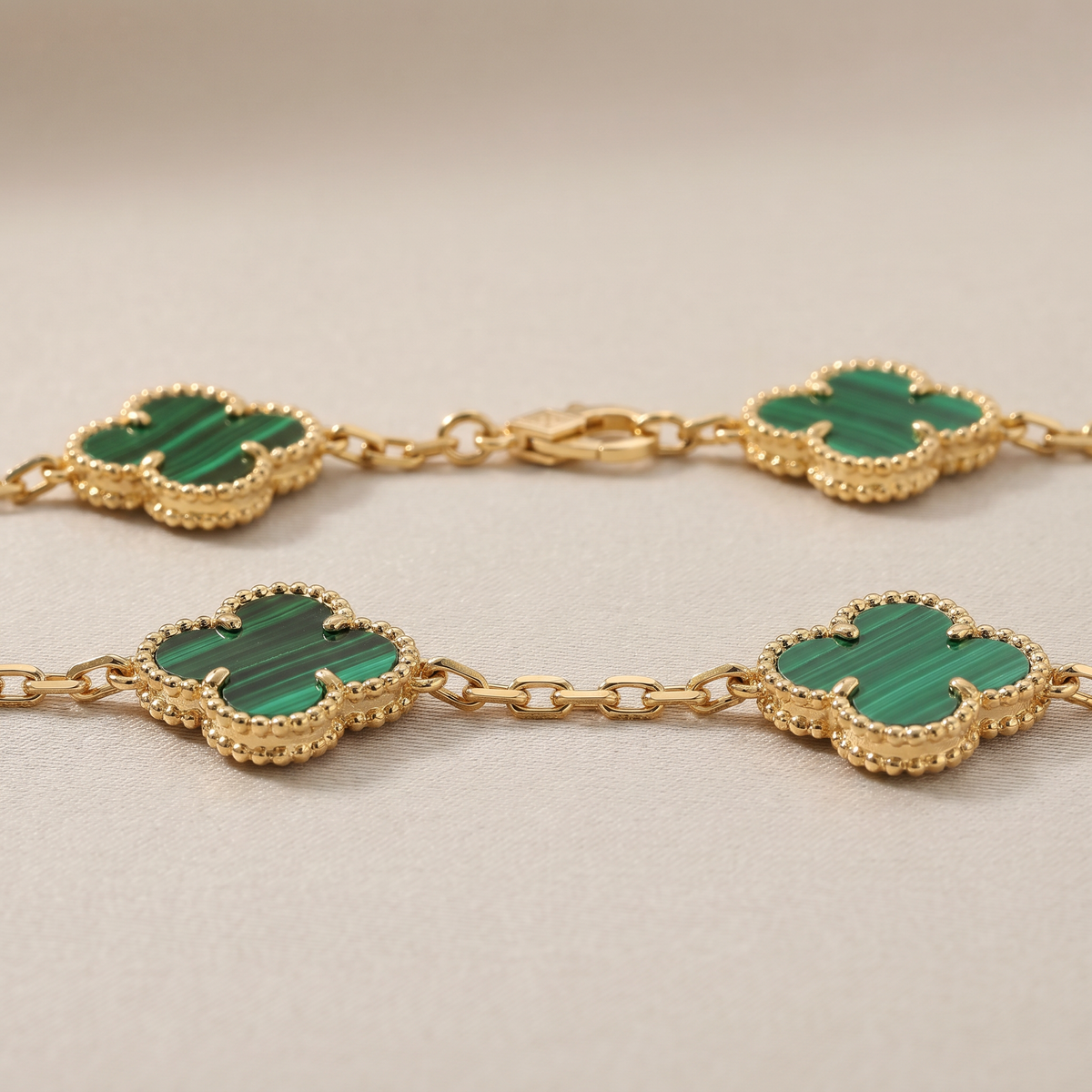 Vintage Alhambra Malachite 10 Motifs Necklace