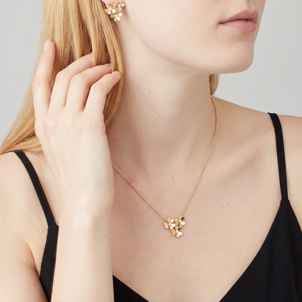 Frivole 3 Flowers Mini Model Necklace