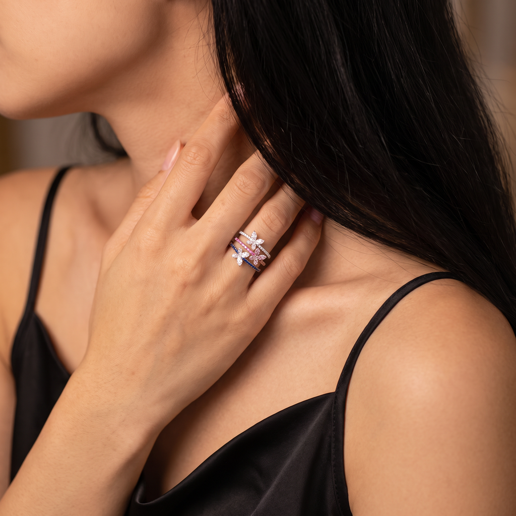 G Mini Butterfly Pavé Ring