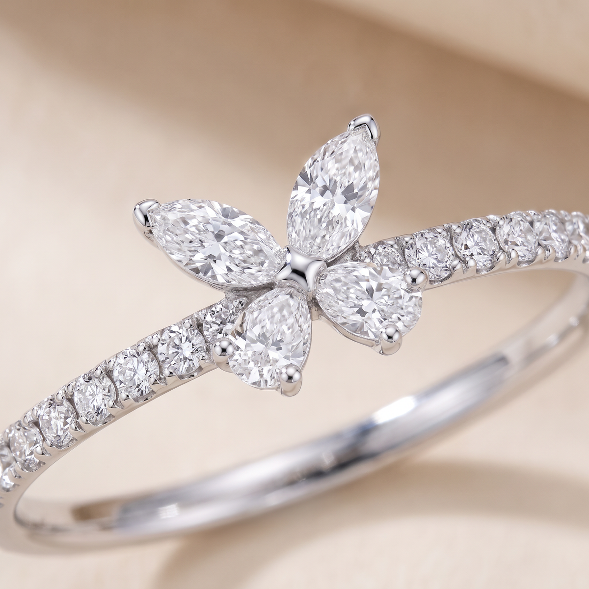 G Mini Butterfly Pavé Ring