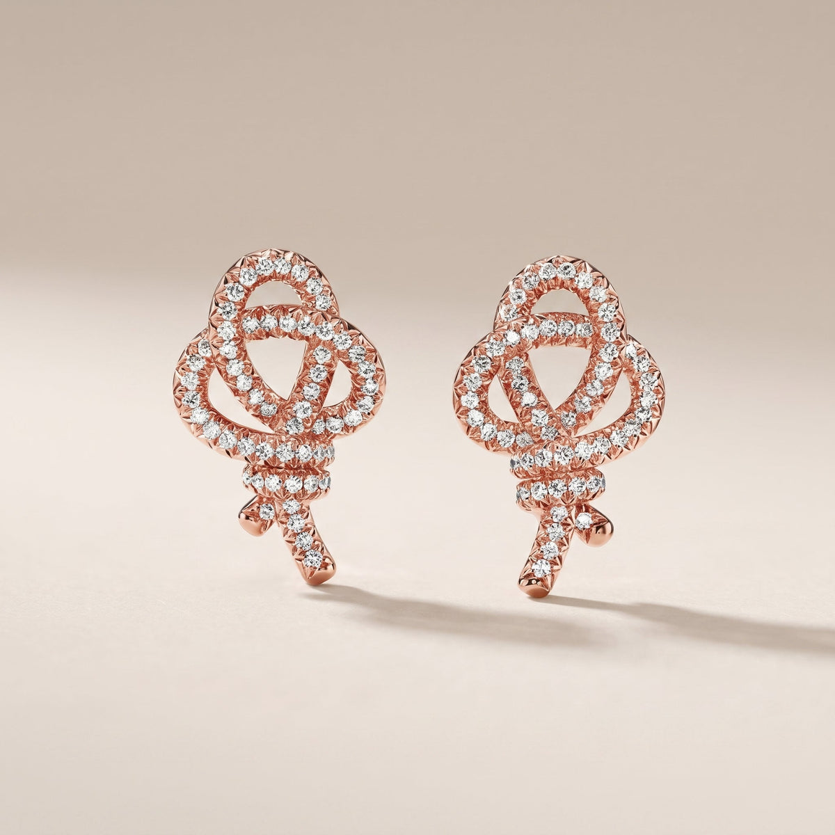 Keys Woven Pavé Diamonds Earrings