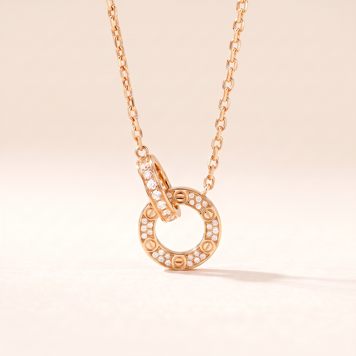 Love Circle Pavé Diamonds Link Necklace