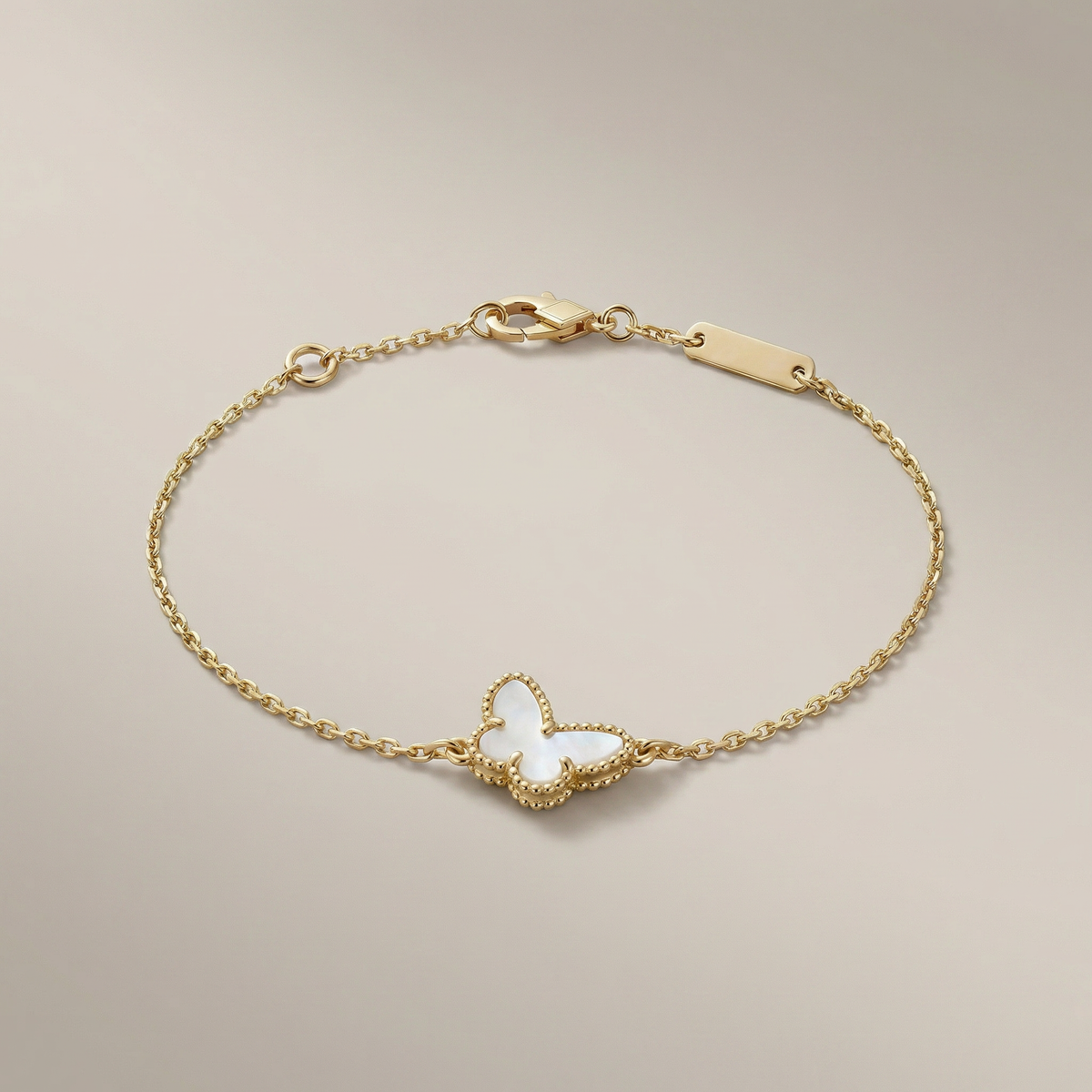 Lucky Alhambra Butterfly Pendant Bracelet