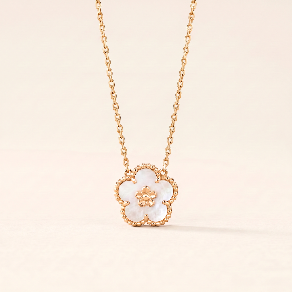 Lucky Flower Motif Necklace