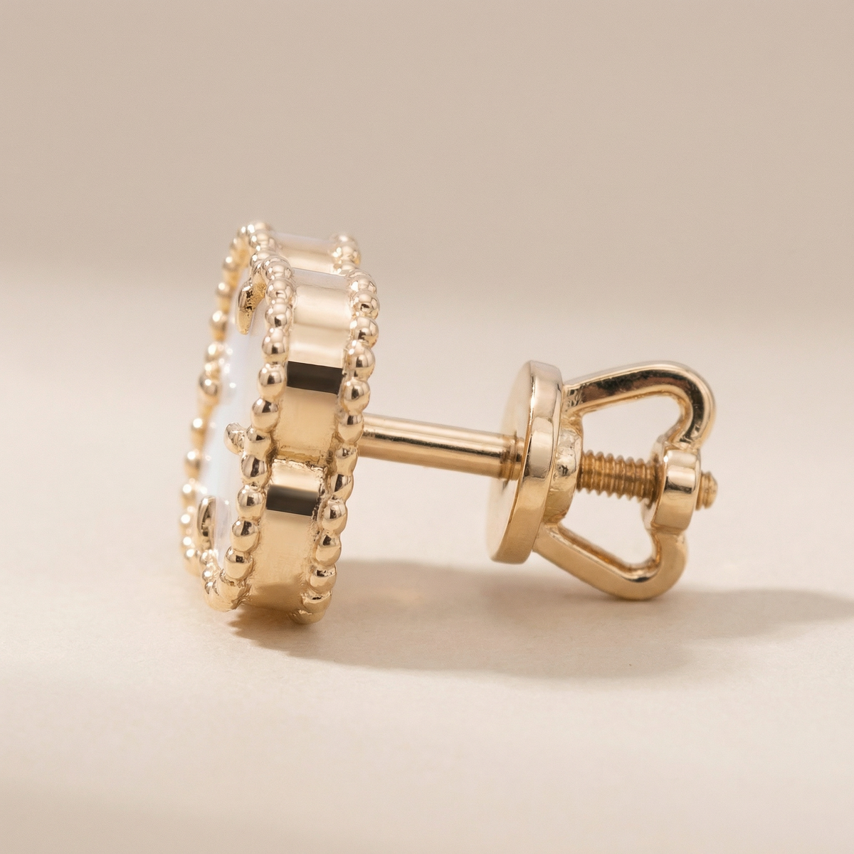 Magic Alhambra Pearl Earrings
