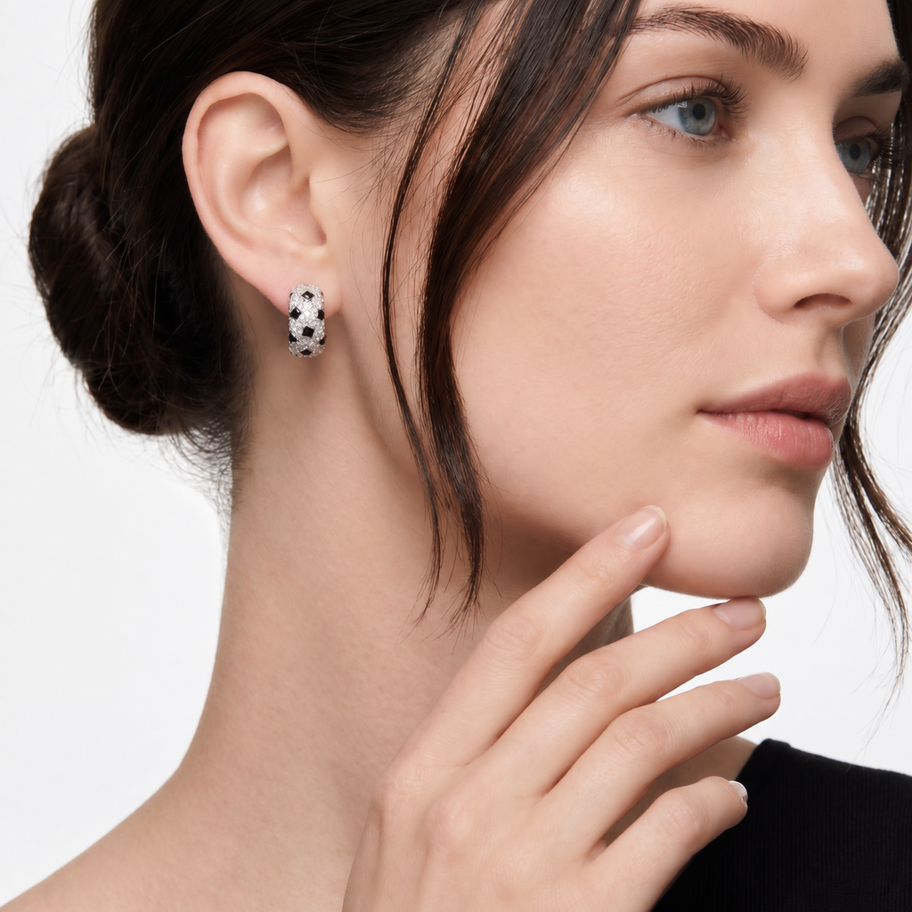 Panthère De Pavé Stud Earrings