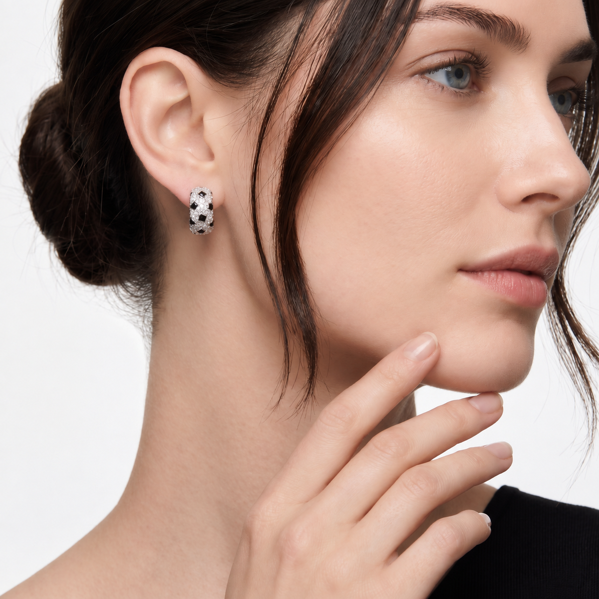 Panthère De Pavé Stud Earrings