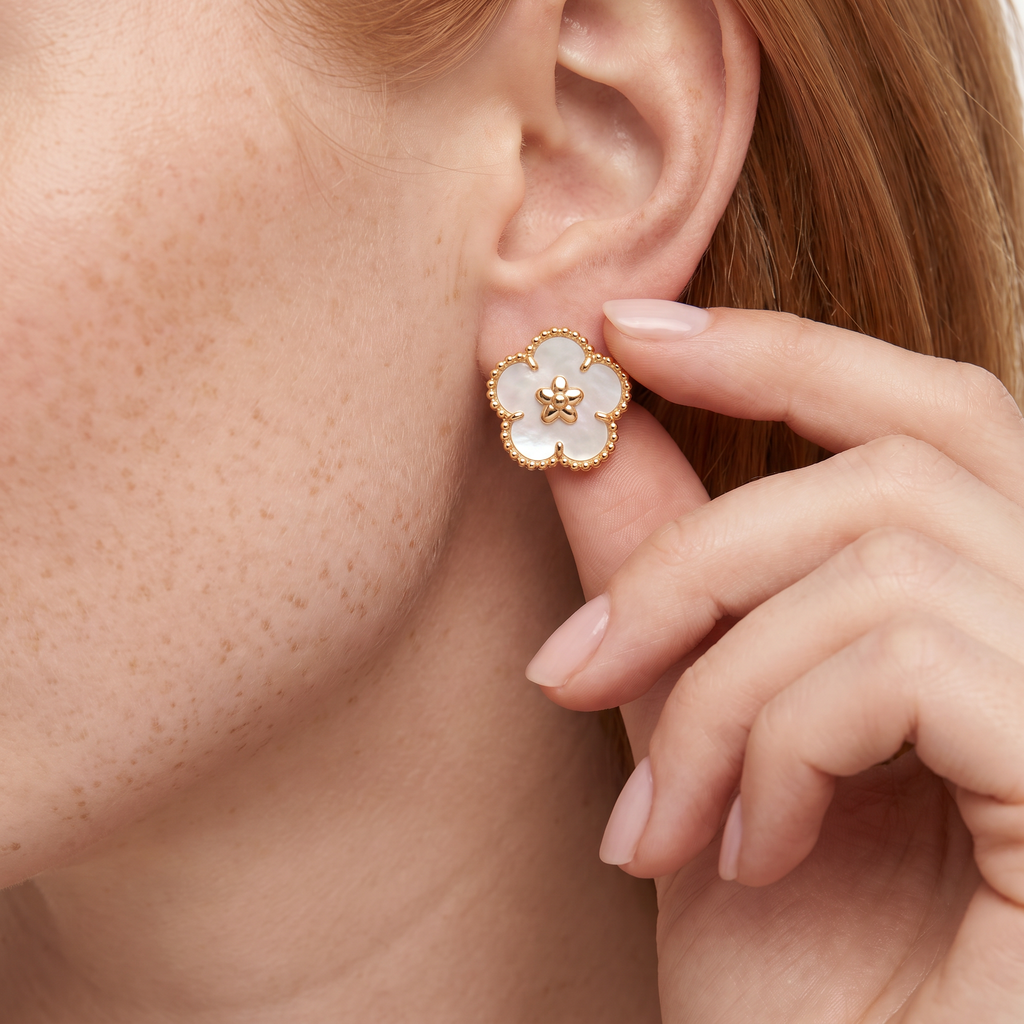 Spring Lucky Alhambra Blossom Motif Earrings