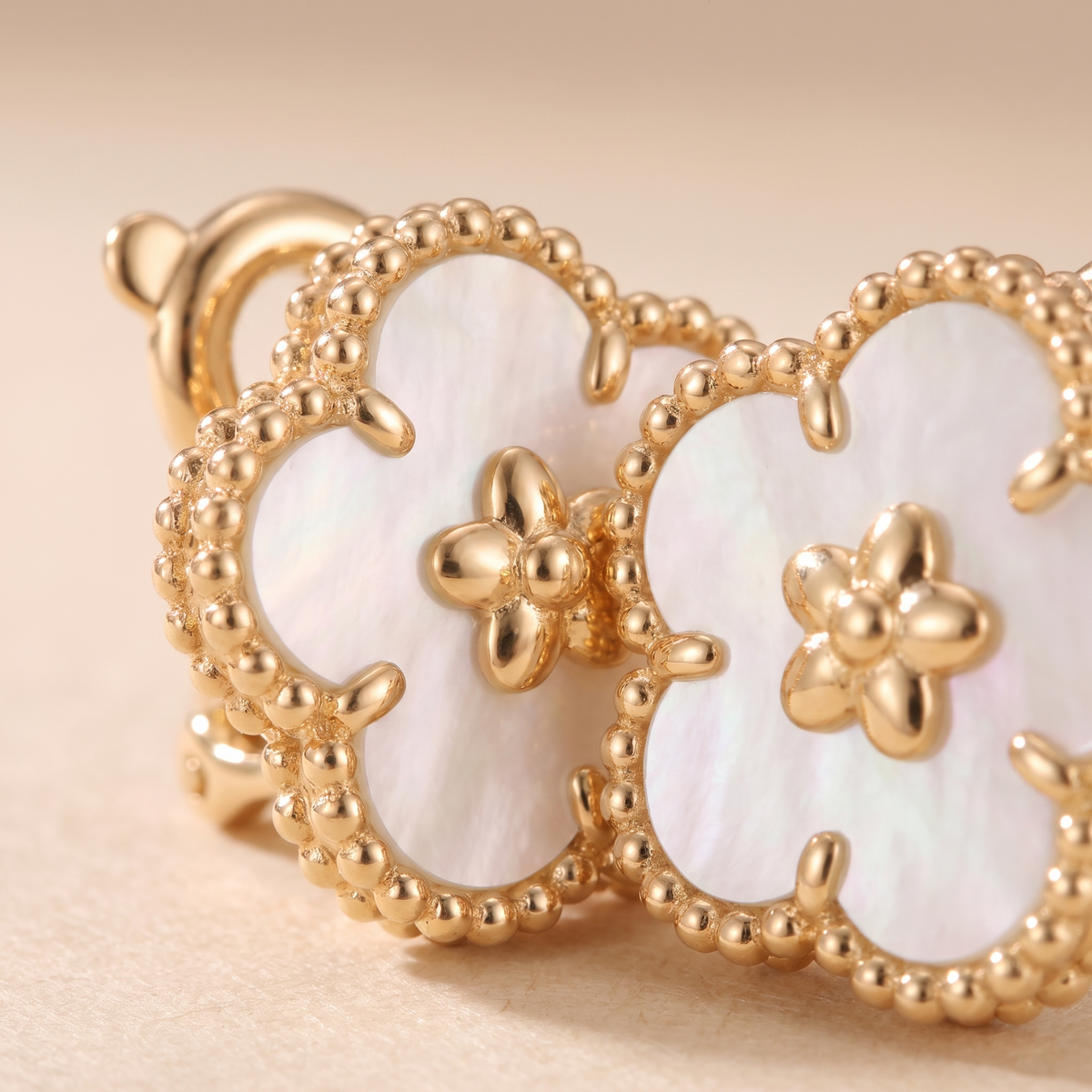 Spring Lucky Alhambra Blossom Motif Earrings
