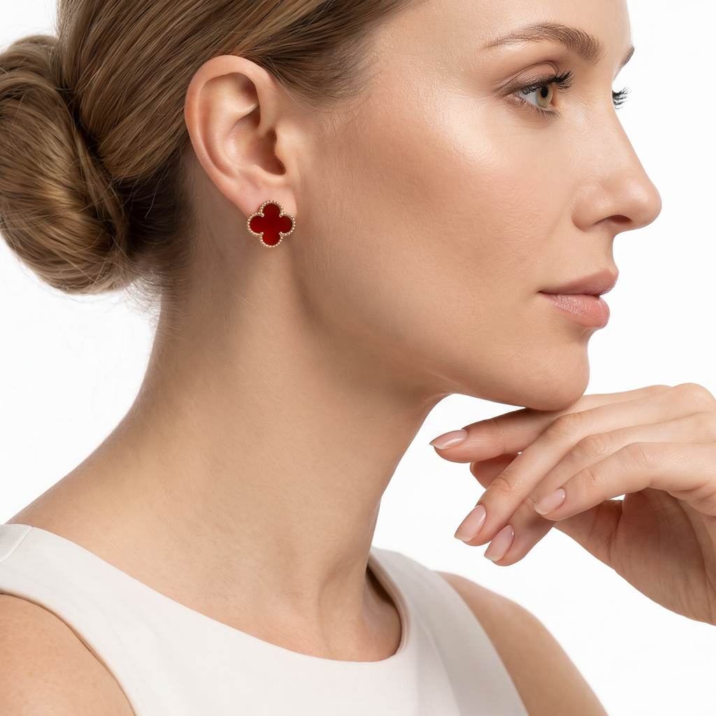 Vintage Alhambra Carnelian Motif Earrings