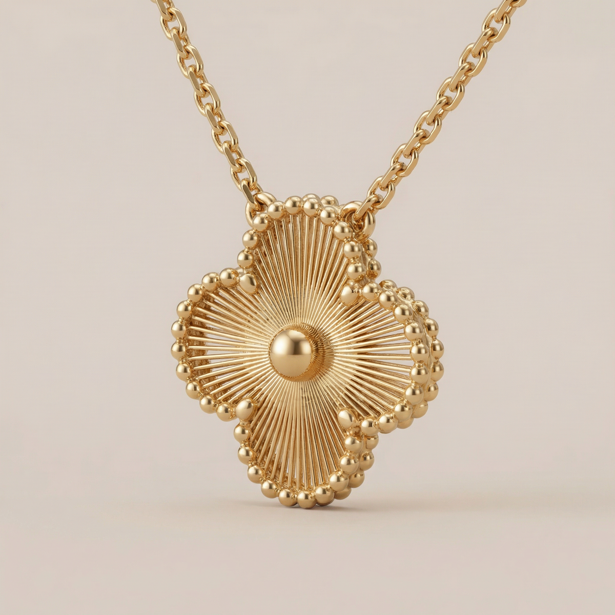 Vintage Alhambra Pendant Clover Necklace